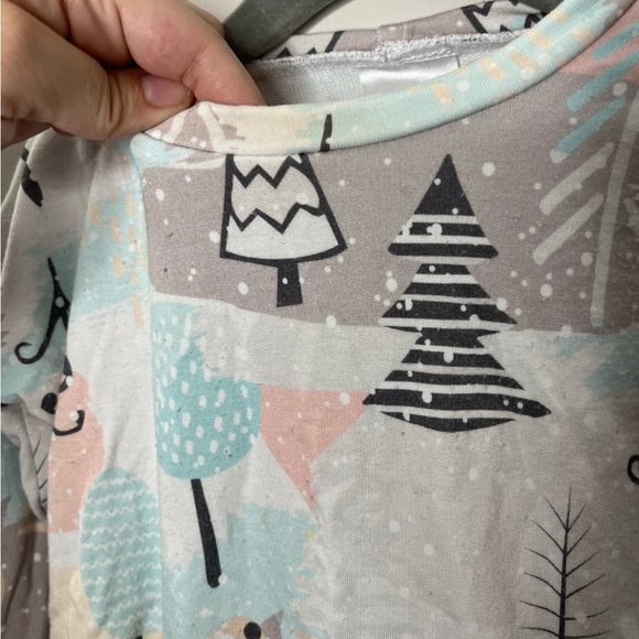 Vi & Jax Pastel Winter Scene Bamboo Long-Sleeve - Picture 2 of 2